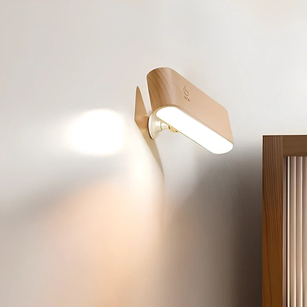 Drehbare Holz-Wandleuchte mit Akku und Touch