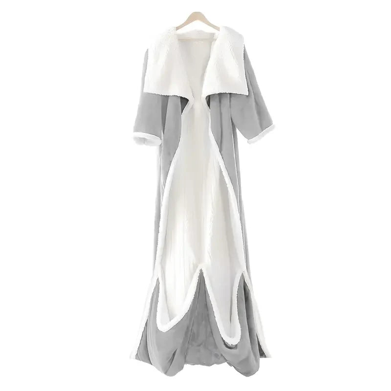 Beheizbare Kuscheldecke mit Ärmeln und Fußtasche – 132 × 183 cm