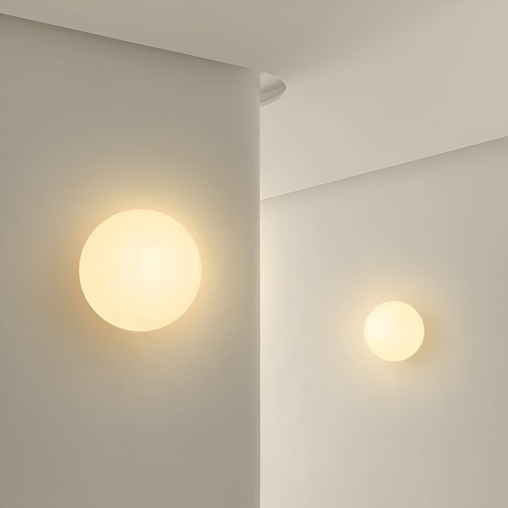 Runde Glas-Wandleuchte mit LED – in 4 Größen