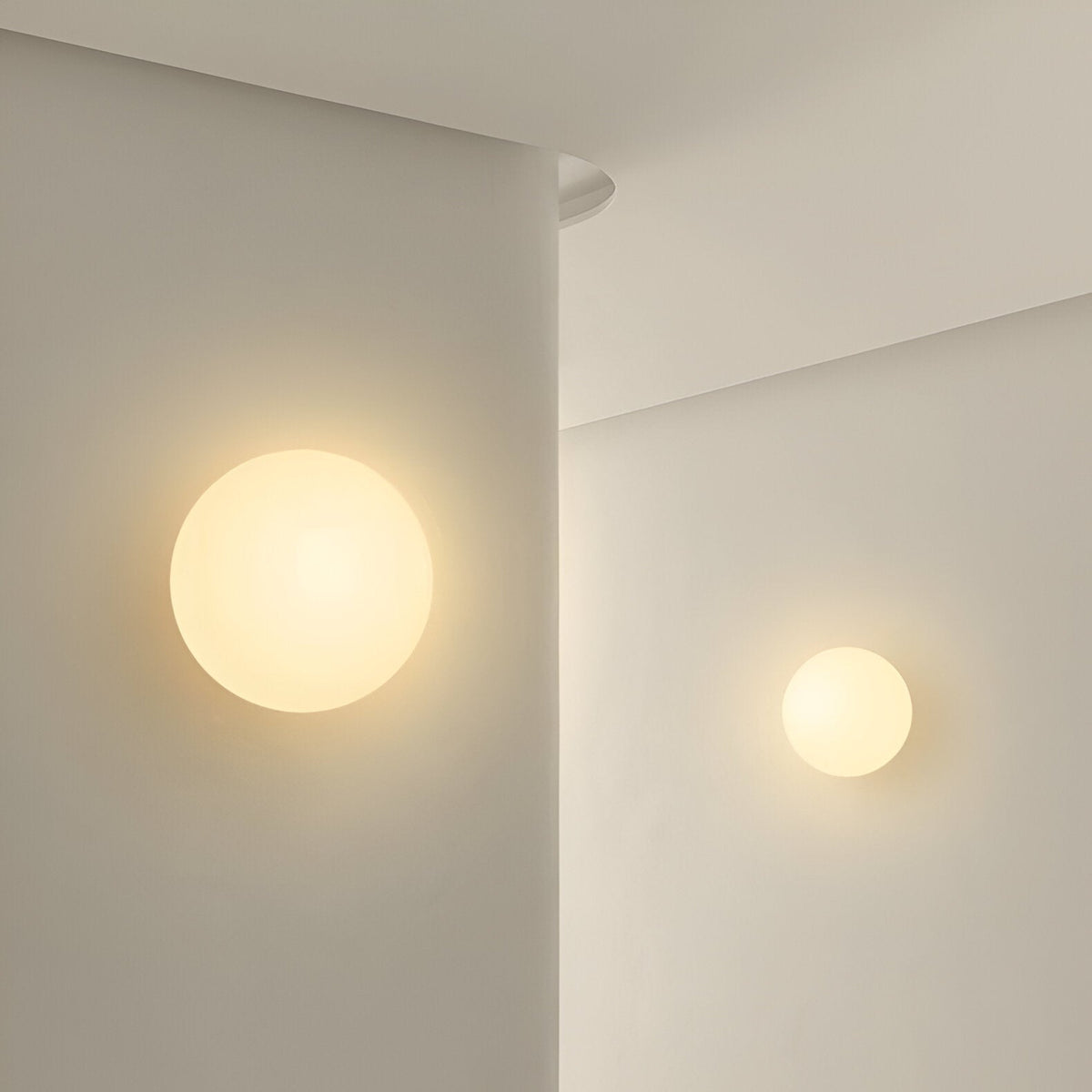 Runde Glas-Wandleuchte mit LED – in 4 Größen