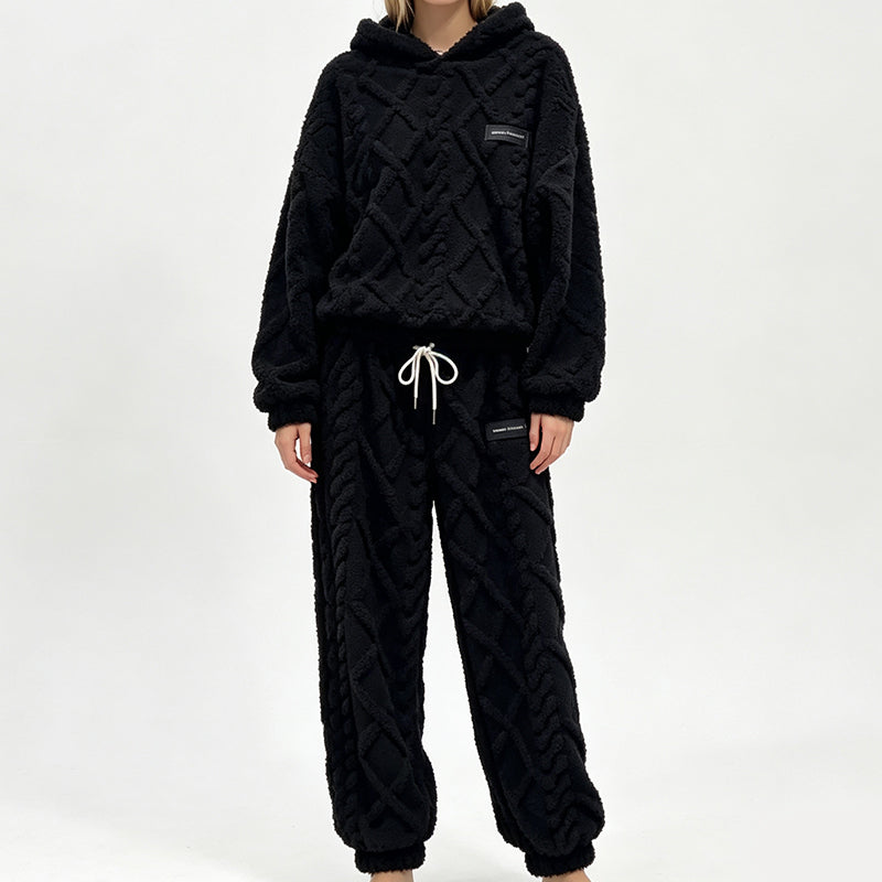 Plüsch-Set mit Zopfmuster – Kapuzenpullover und Hose, Damen