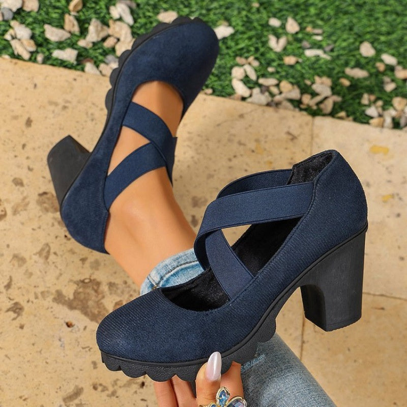 Mary-Jane-Pumps mit Kreuzriemen und Blockabsatz – Damen